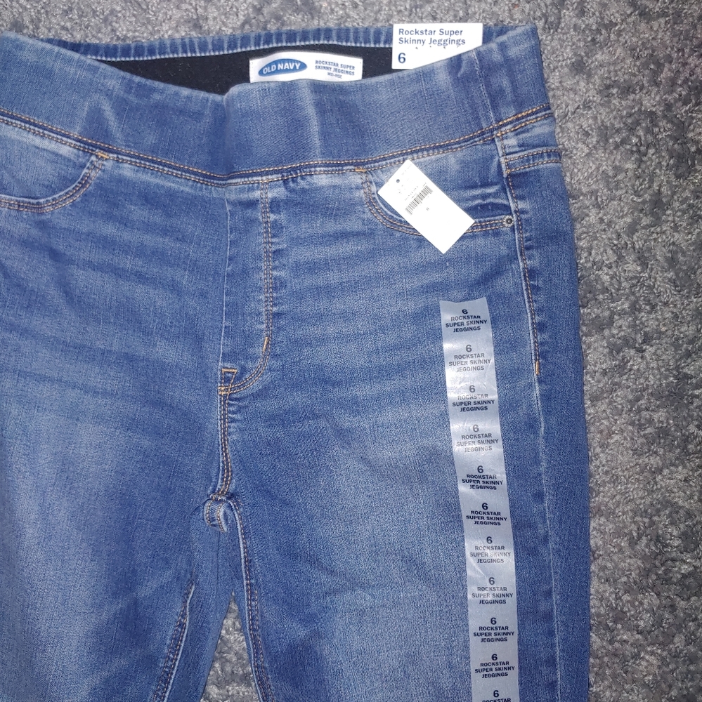 Brand new skinny jeggings